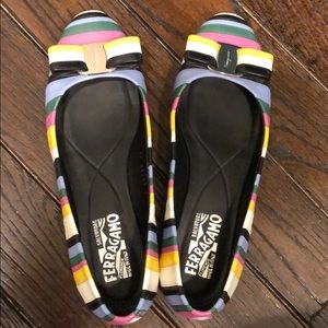 Salvatore Ferragamo Varina flats, 8b